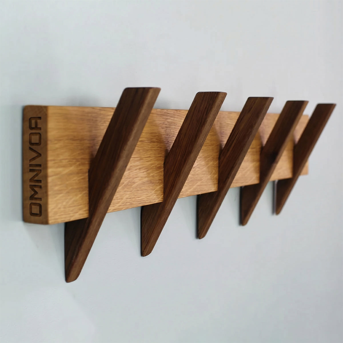 OMNIVOA Coat Hook Rack
